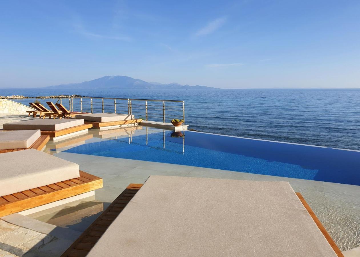 Tsamis Zante Suites (Adults Only) Psarou  Eksteriør bilde Infinity pool at the beach